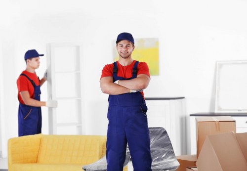 Clean and secure furniture storage facility in Pondersend