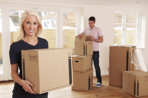 Storage space concept with organized belongings in Pondersend