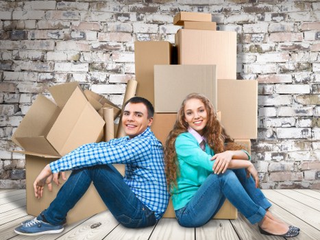 Household items stored safely during renovation with short-term storage in Pondersend